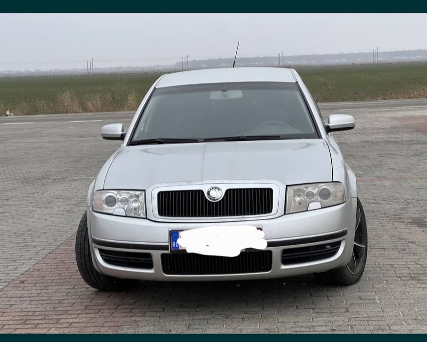 Vând skoda superb 2004 automata