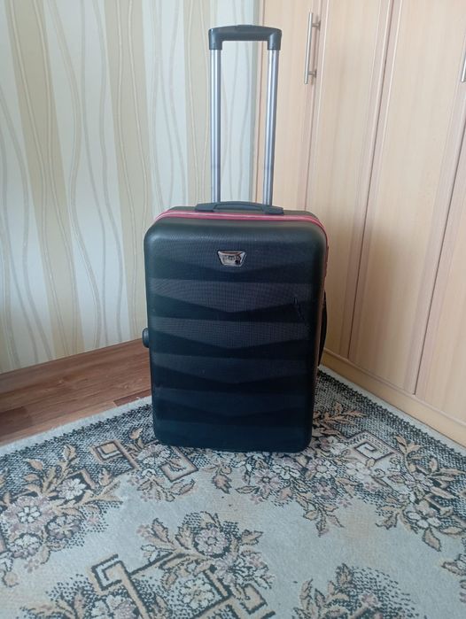 Чемодан ..10000 район химгородки