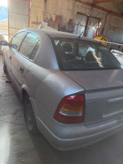 Dezmembrez Opel Asta G 1.2 benzina