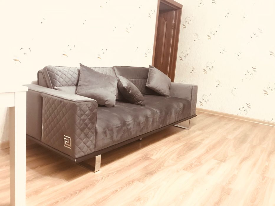 Продам серый диван