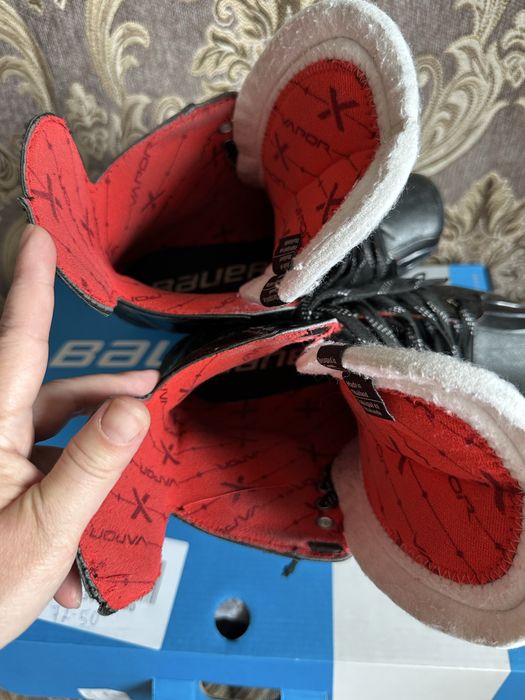 Коньки хоккейные Bauer