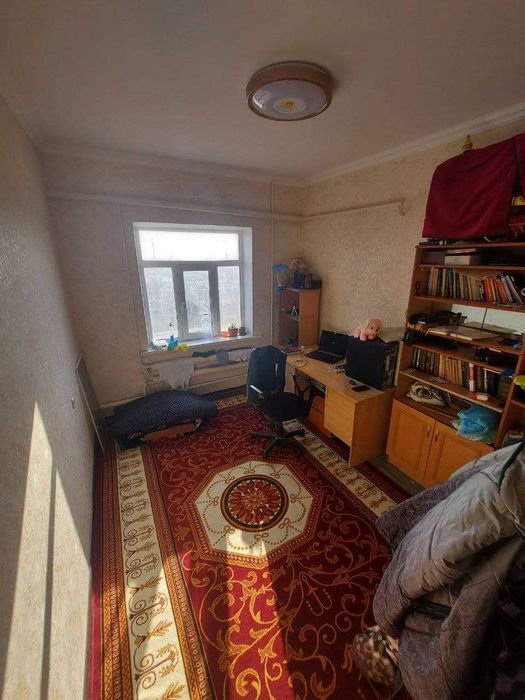 4 комната таза жай вокзал алдында.