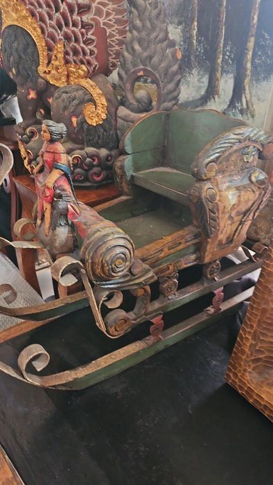 Ръчно изработена колекционерска шейна