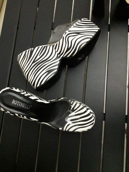 Botinelli sandale