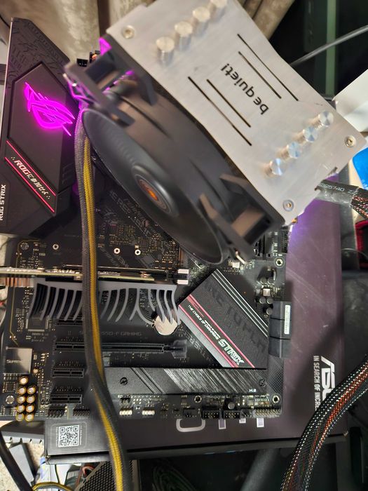 Placa de baza ASUS ROG STRIX B550-F GAMING soket AM4