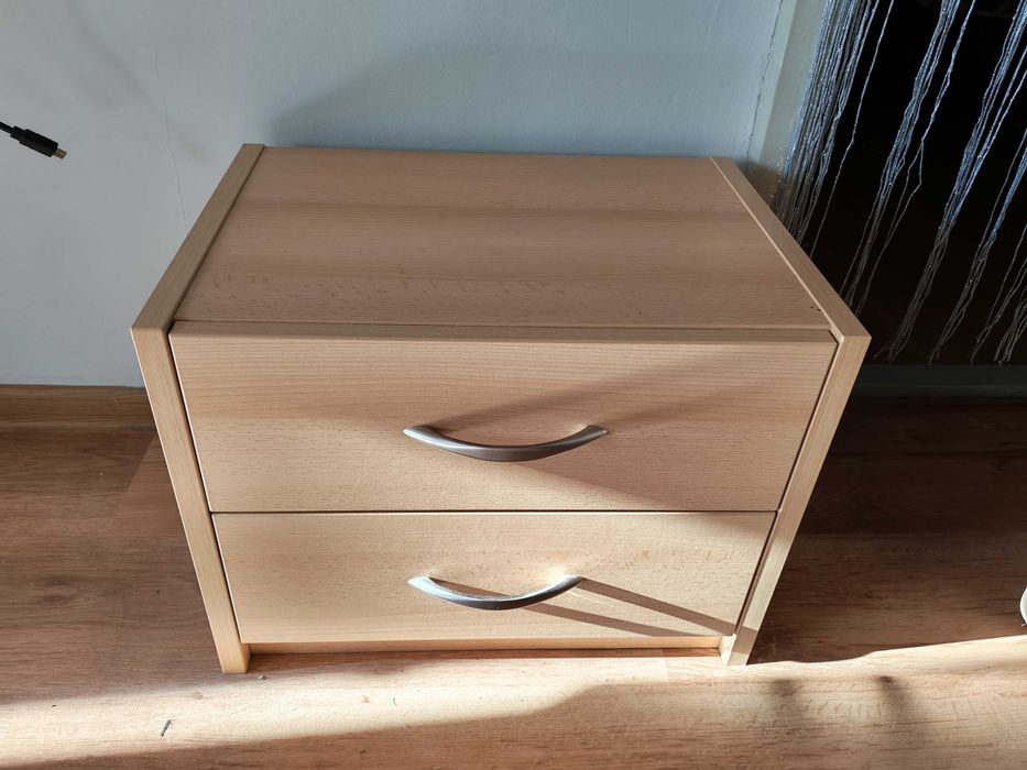 Noptiera cu doua sertari nou