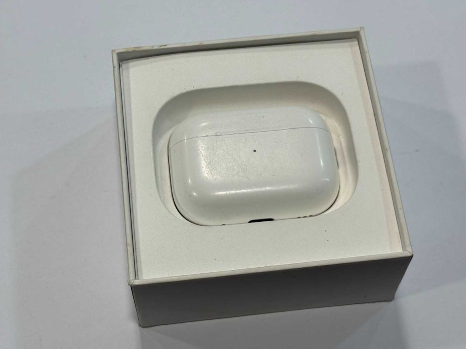 Apple AirPods Pro (2-ро поколение) – Оригинални