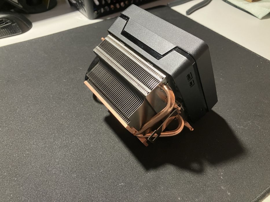 Cooler procesor AMD WRAITH PRISM S4 RGB