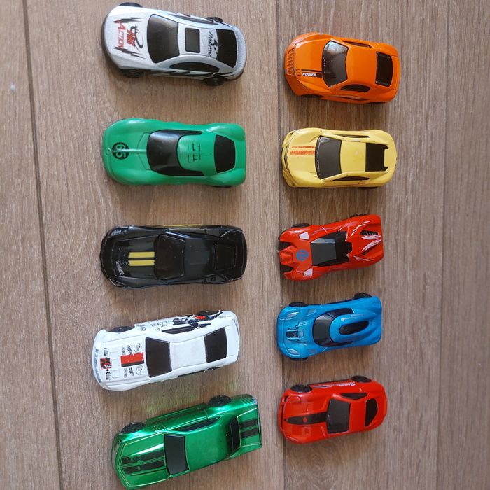 Лот метални коли