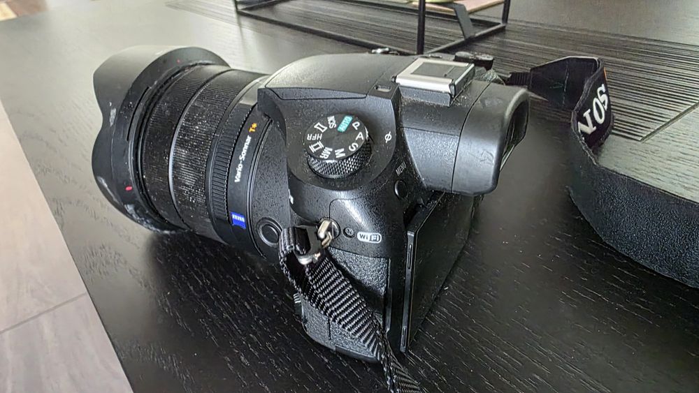 Sony RX10 ||| in stare perfecta