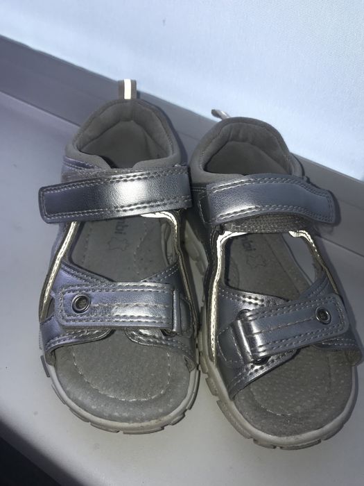 Детская обувь