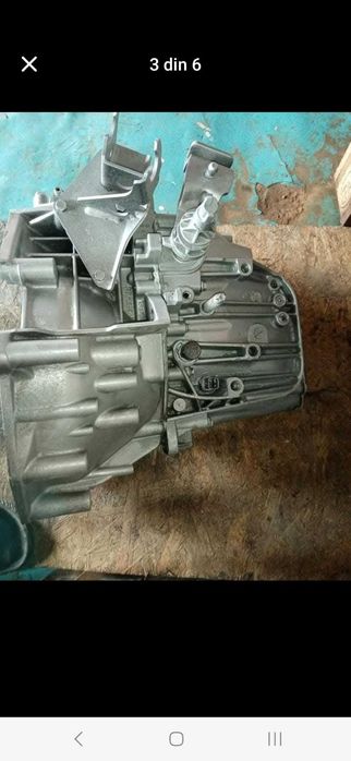 Cutie   de viteza + LADA DEPOZITARE + 2 BIDOANE