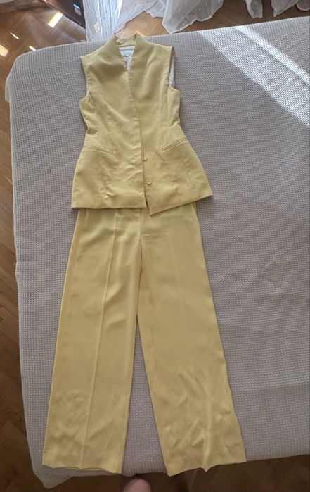 Сет от две части