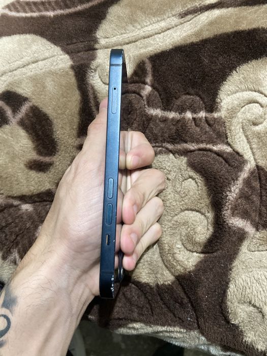 Vand iphone 13 Sau schimb cu PC/Laptop