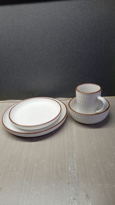 Посуда набор на 4 персоны