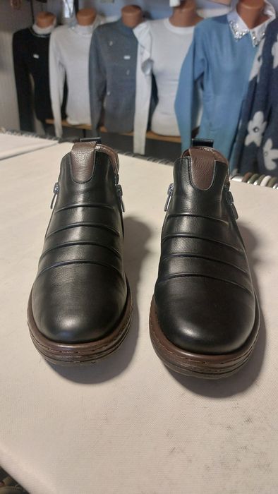 Vând ghete piele marimea 40