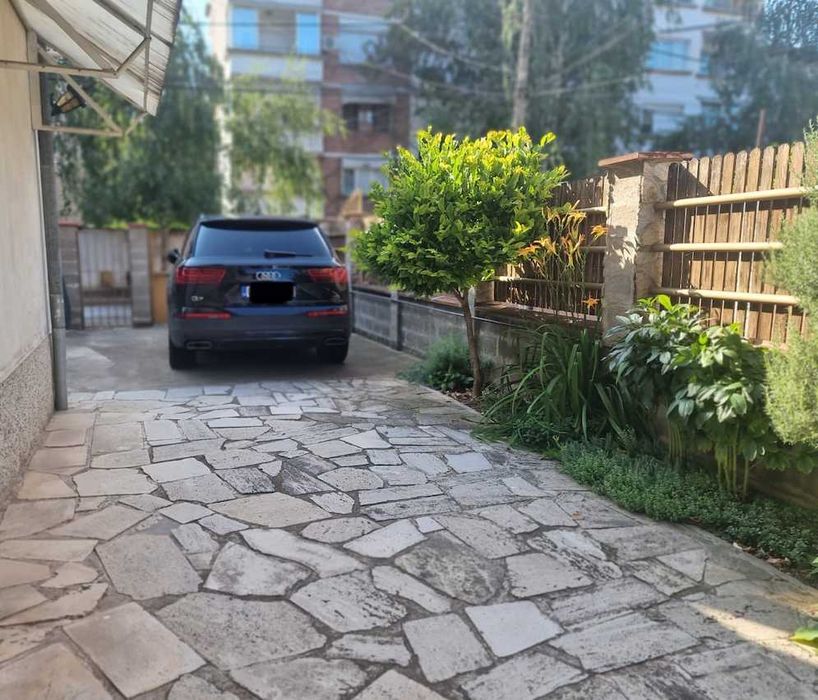 Продава се Къща в Монтана, Идеален център - 101 кв.м за 2179 €/кв.м - Снимка #1