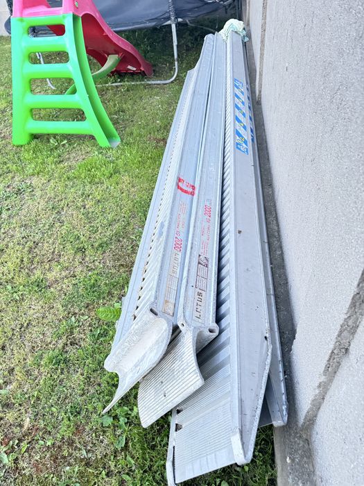 Rampe aluminiu de 3,50 m, lungime , pentru incarcare utilaje sau camionete