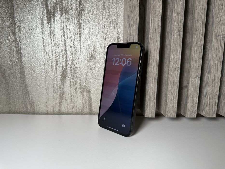 iPhone 13 128GB Garantie 2 ani Universul Telefoanelor