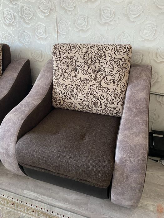 Продам кресло  в хорошем сост