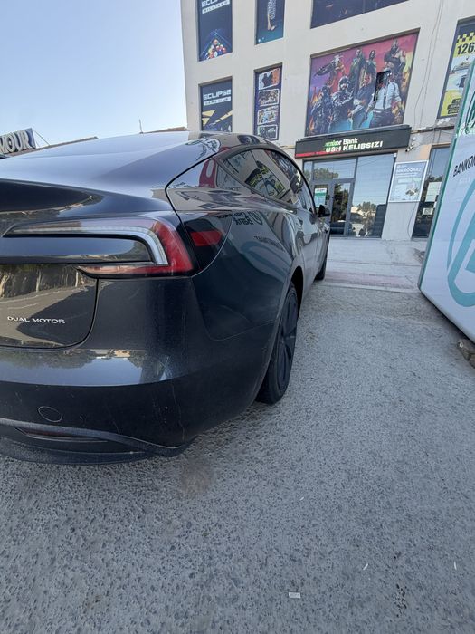 tesla mode 3 highland