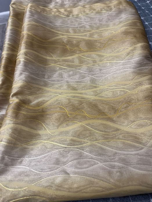 Продам шторы 210х255 2 шт.