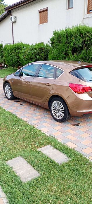 OPEL Astra 2015 — imagine 3