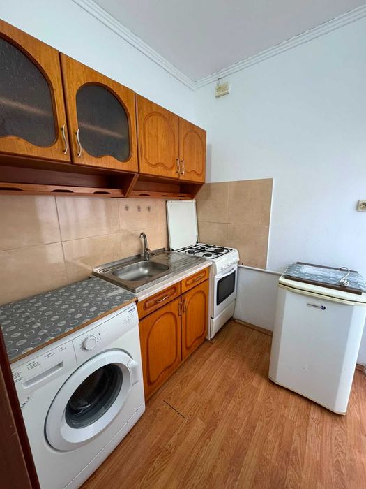 Închiriez garsonieră 18 mp, mobilată și utilată – Calea Șagului, Timișoara – 200 EUR/lună