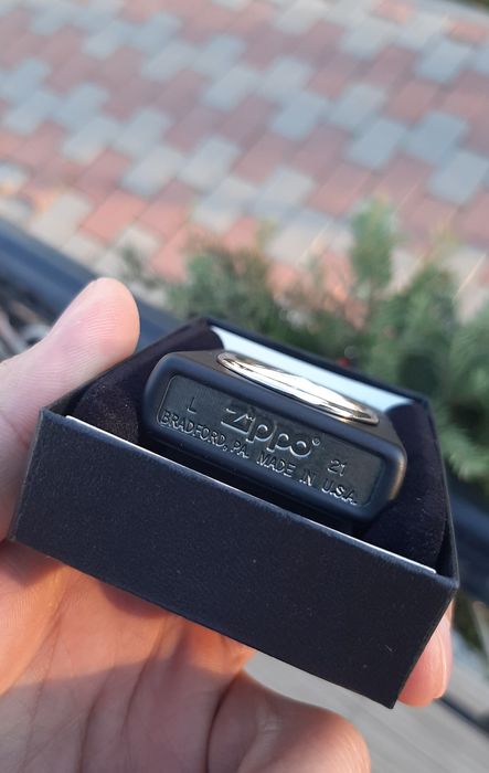 Bricheta ZIPPO Mercedes Benz /Originala