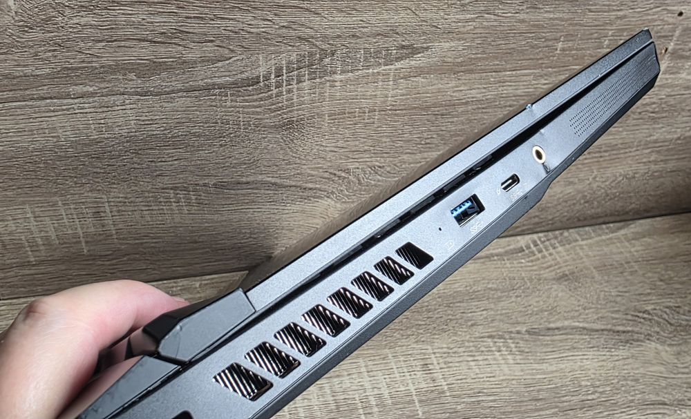 Laptop gaming MSI Vector i7 RTX 4070