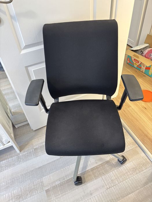 Оригинален Офис стол Steelcase Series 1 - Ергономичен