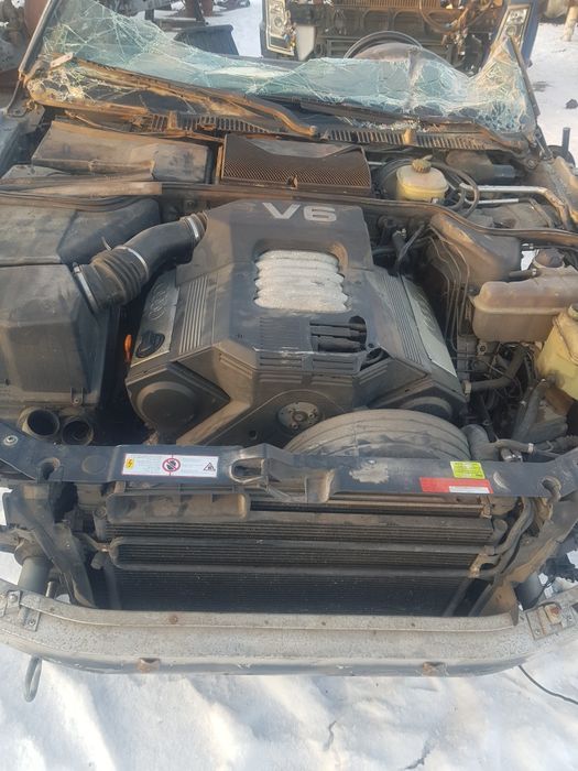 Audi  a8  2.8 автомат ауди а8 бензин ACK Двигатель