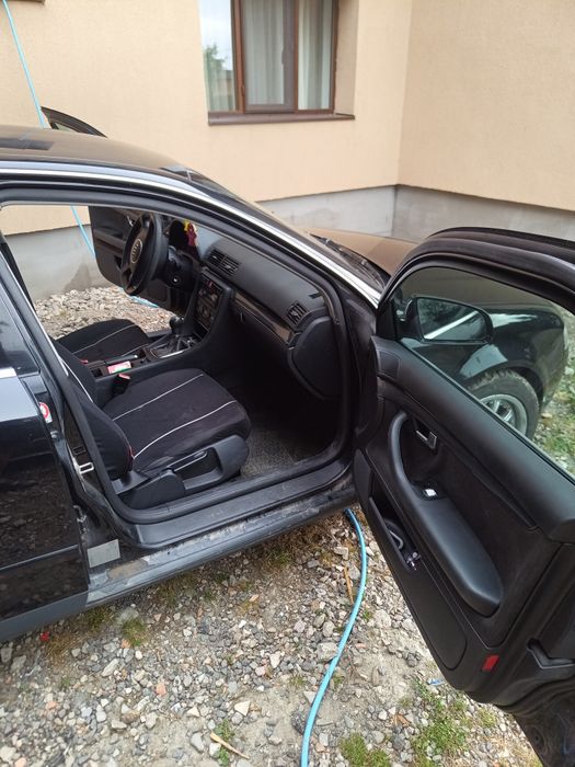 AUDI A4 2002 — imagine 4