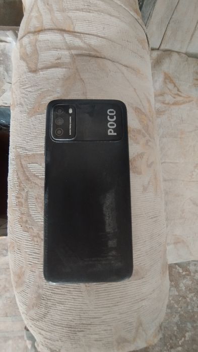 Продам смартфон POCO M3  возможен торг