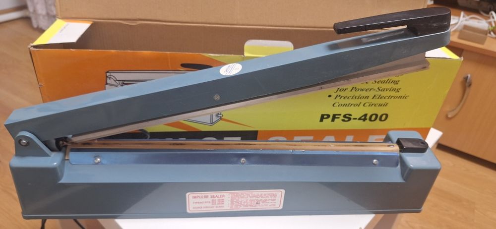 Vând aparat de lipit