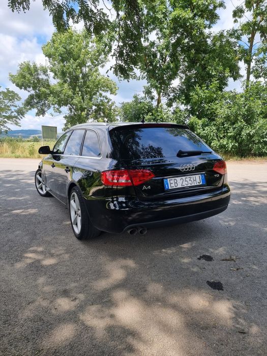 Audi A4 B8 S-Line 
INTERIOR PIELE/AL EURO 5  înmatriculat 2012  3️⃣9️⃣5️⃣0️⃣€
INTERIOR PIELE/ALCANTARA EURO 5  înmatriculat 2012  3️⃣9️⃣5️⃣0️⃣€