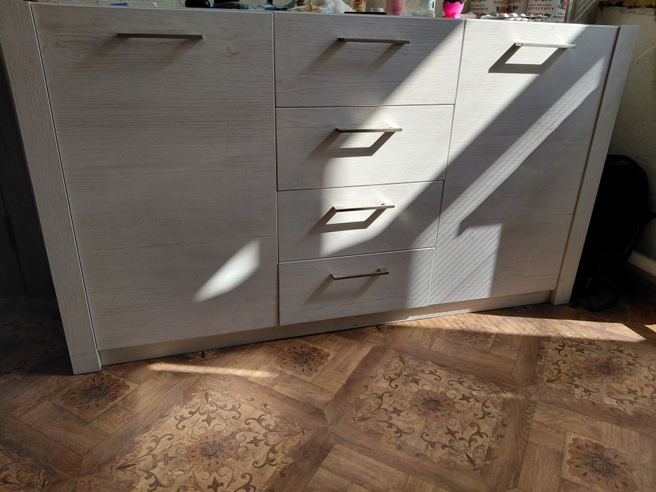 Продам  комод новый