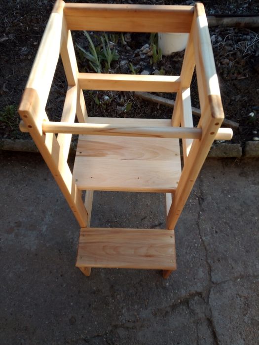 Монтесори learning tower