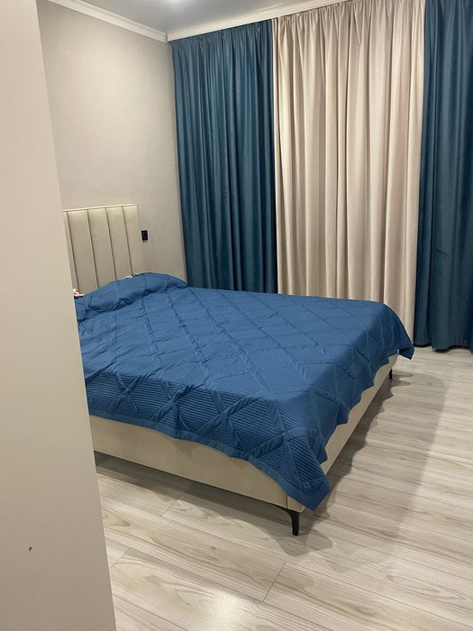 Ұзақ мерзімге 3 бөлмелі пәтер жалға беріледі.