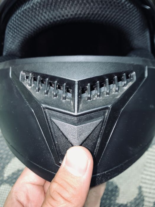 Продам шлем мотоэкипировка