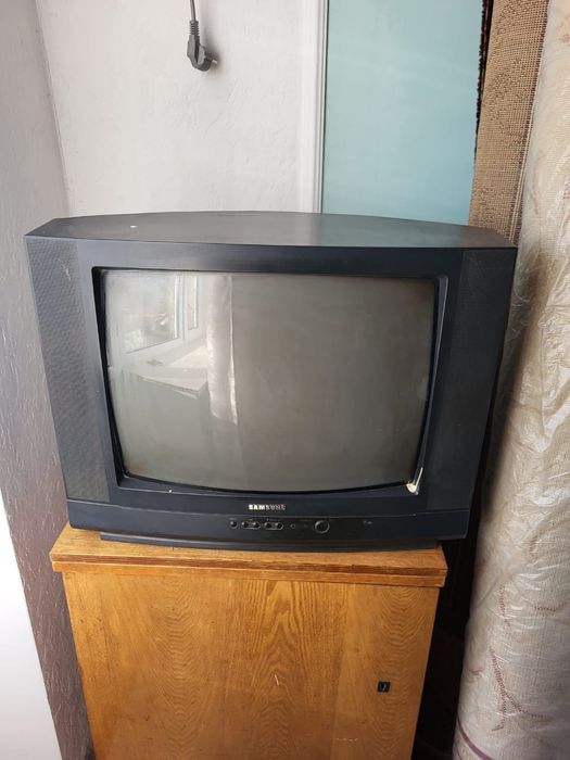 Телевизор 3000 тенге..