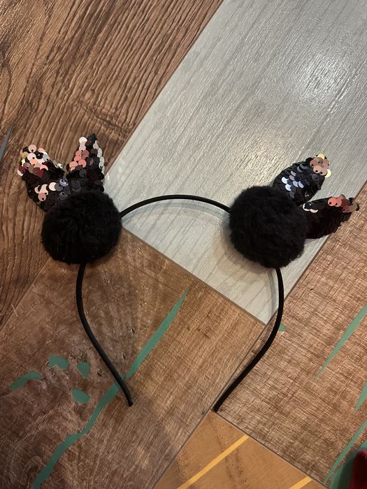 продават се диадеми (кариолки) за деца