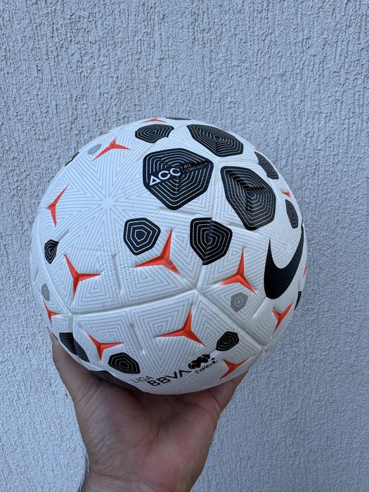 Minge Nike LaLiga – Nouă