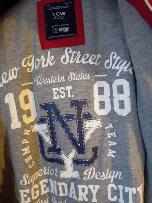 Яке бомбър размер М