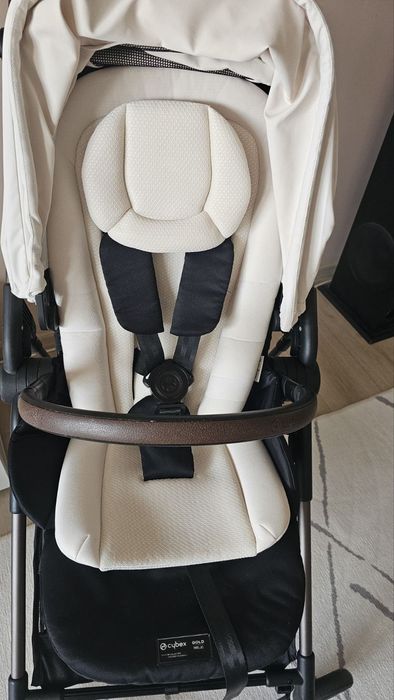 Cybex Melio лятна количката