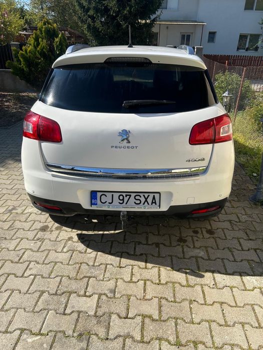 Vand Peugeot 4008, 2013