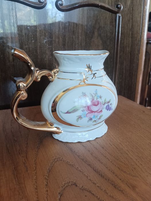 Продам кружечку. .