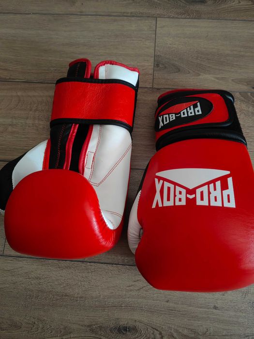 Боксови ръкавици кожени Pro Box