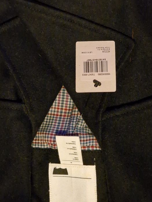 Vând haină damă Levi's