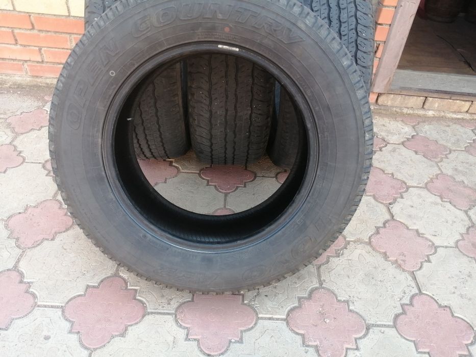 Продам шины б/у 265 60 R 18